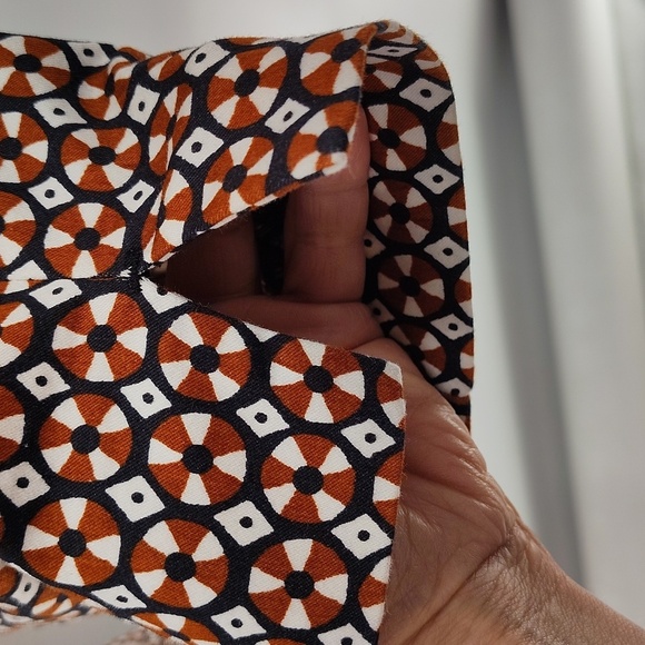 H&M Medallion Cropped Retro Pixie Pant Size 8 Zip Side rust White And Navy Color - Picture 7 of 8